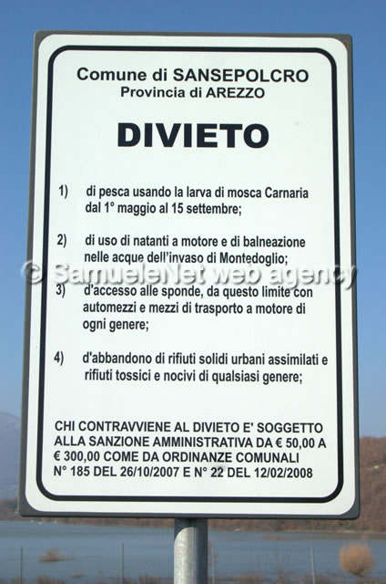 Cartello divieto Diga di Montedoglio